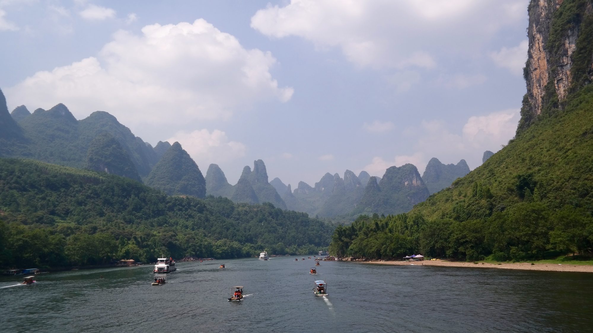 Li Jiang (漓江) River Cruise